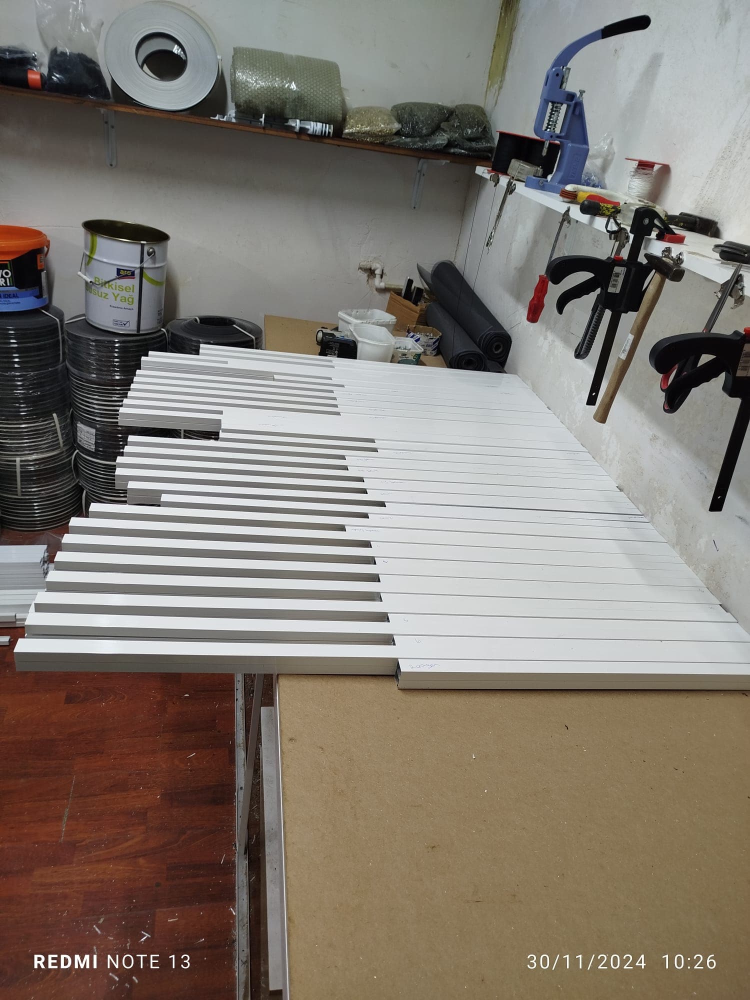 Yatay Plise Sineklik